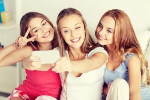 Instagram 'ın Ergenler Üzerindeki Etkisi