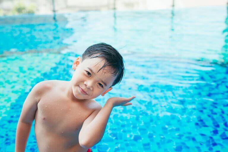 Dış Kulak İltihabı: Çocuklar Havuzda Neden Dikkatli Olmalı