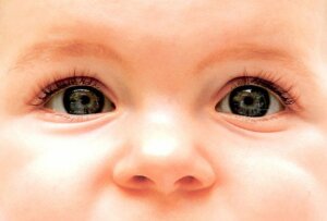 bebek gözlerinin renk