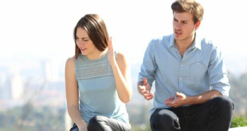 İlişkinizin İyiye Gitmediğini Gösteren İşaretler