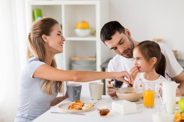 Tüm Aile Fertlerine Uygun 6 Besleyici Kahvaltı Önerisi
