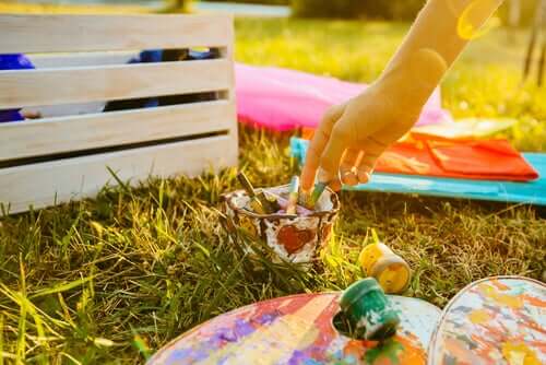 Çocuklarda yaratıcılığı geliştirmek için kullanılan bir aktivite.