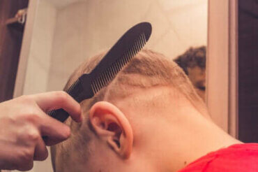 Çocuklarda Saç Dökülmesi: Bilmeniz Gerekenler